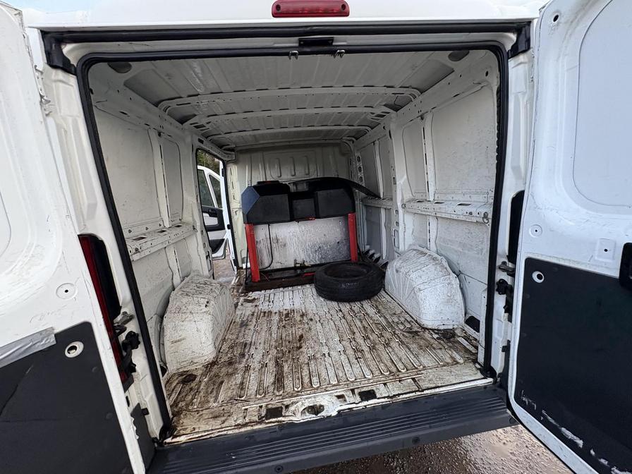 2017 Peugeot Boxer – Model: Boxer 333 Professional L1H1 Blue HDi – FY67NKC