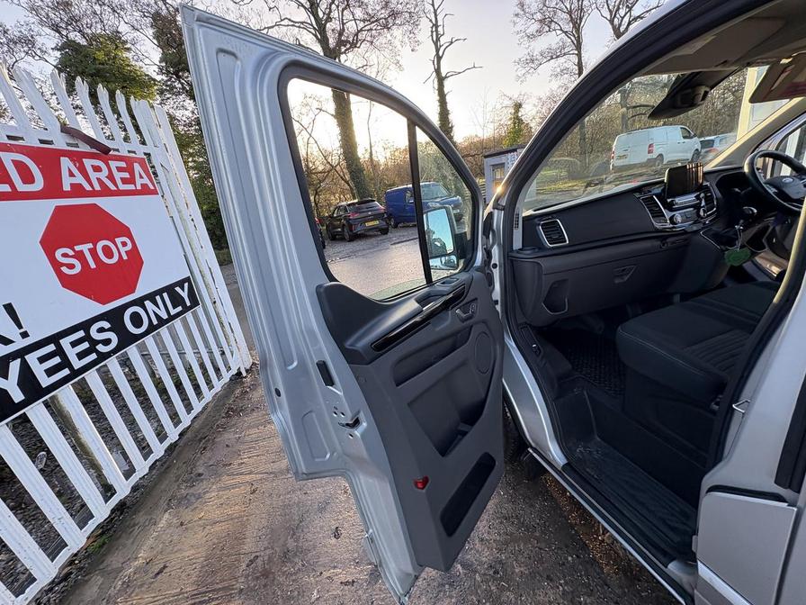 2021 Ford Transit Custom – Model: Transit Custom 280 Limited EcoBlue – FL21ZLN