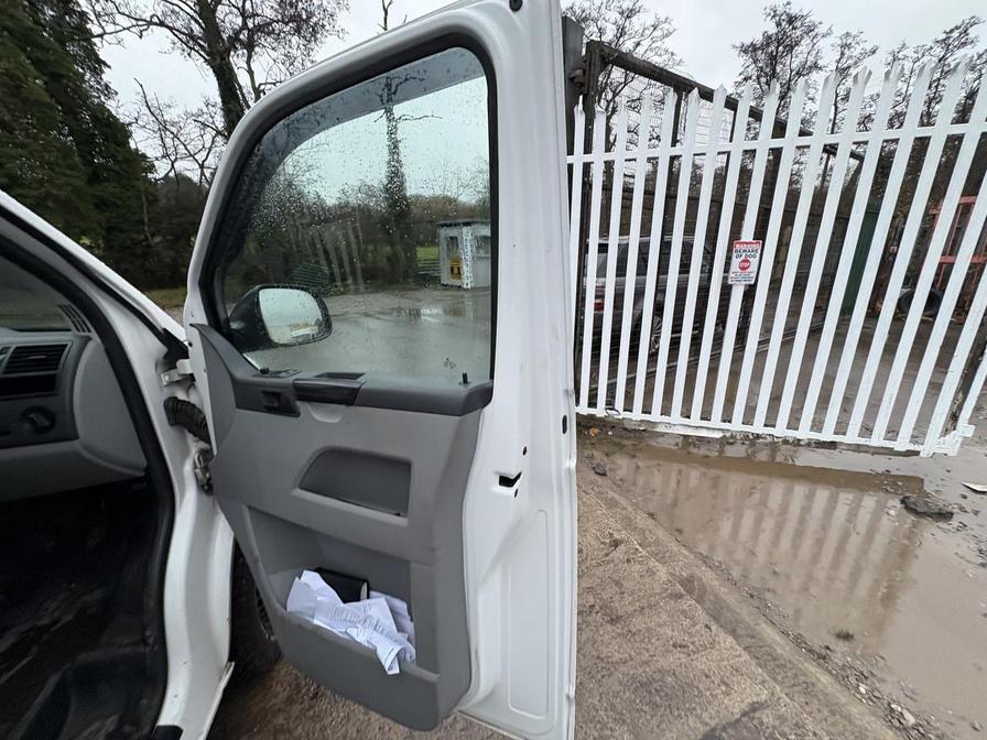 2015 Volkswagen Transporter – Model: Transporter T32 Startline TDI 4Motion – BV65VEB