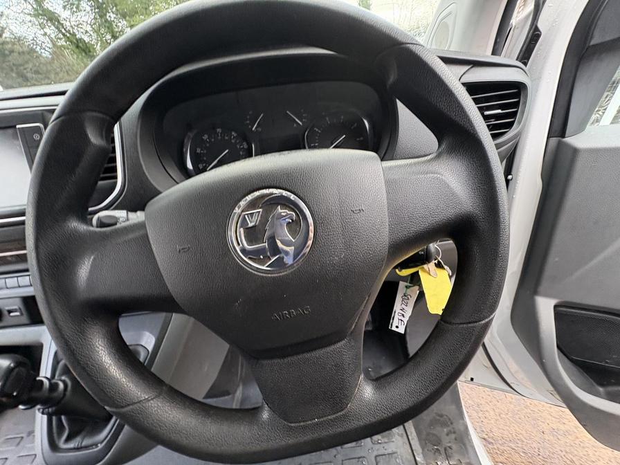 2022 Vauxhall Vivaro – Model: Vivaro  F2700 Dynamic S/S – SO22NBE