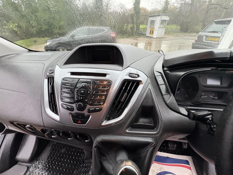 2017 Ford Transit Custom – Model: Transit Custom 290 Limited – AY67OAU