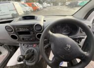 2018 Peugeot Partner – Model: Partner SE L1 Blue HDi – MT18RXN