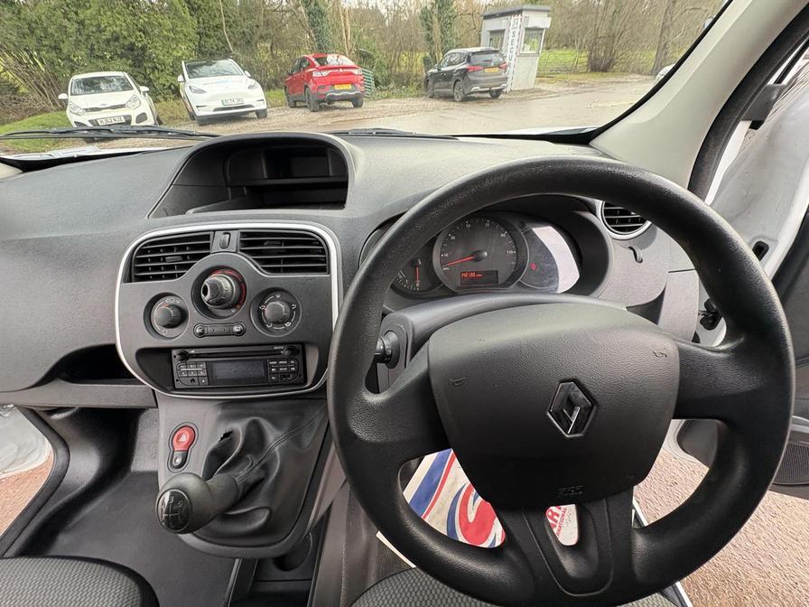 2017 Renault Kangoo Maxi – Model: Kangoo Maxi LL21 Business+ Energy dCi – FJ17EYG