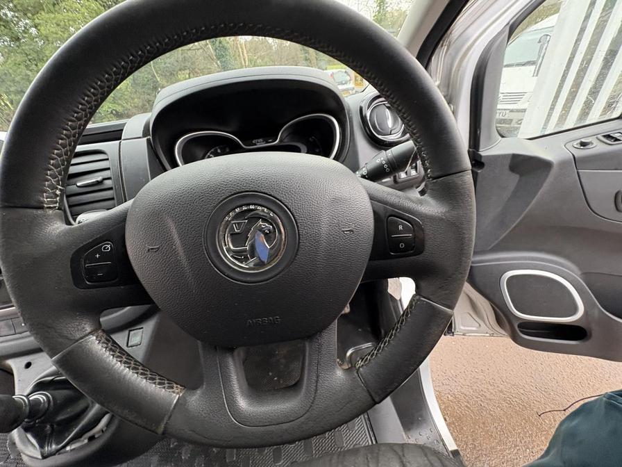 2014 Vauxhall Vivaro – Model: Vivaro  2700 Sportive CDTI – FP64WPW