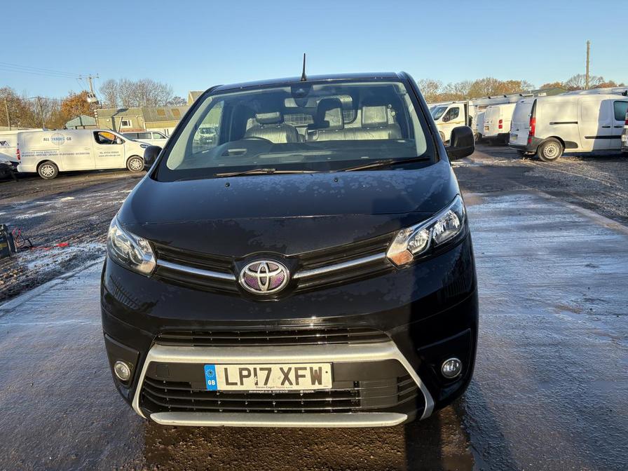 2017 Toyota Proace – Model: Proace Comfort TSS – B13KDR/LP17XFW