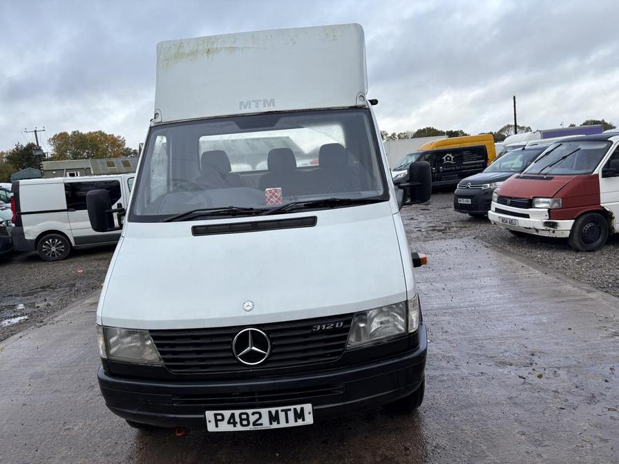 1996 Mercedes-Benz Sprinter – Model: 308D LWB – P482MTM