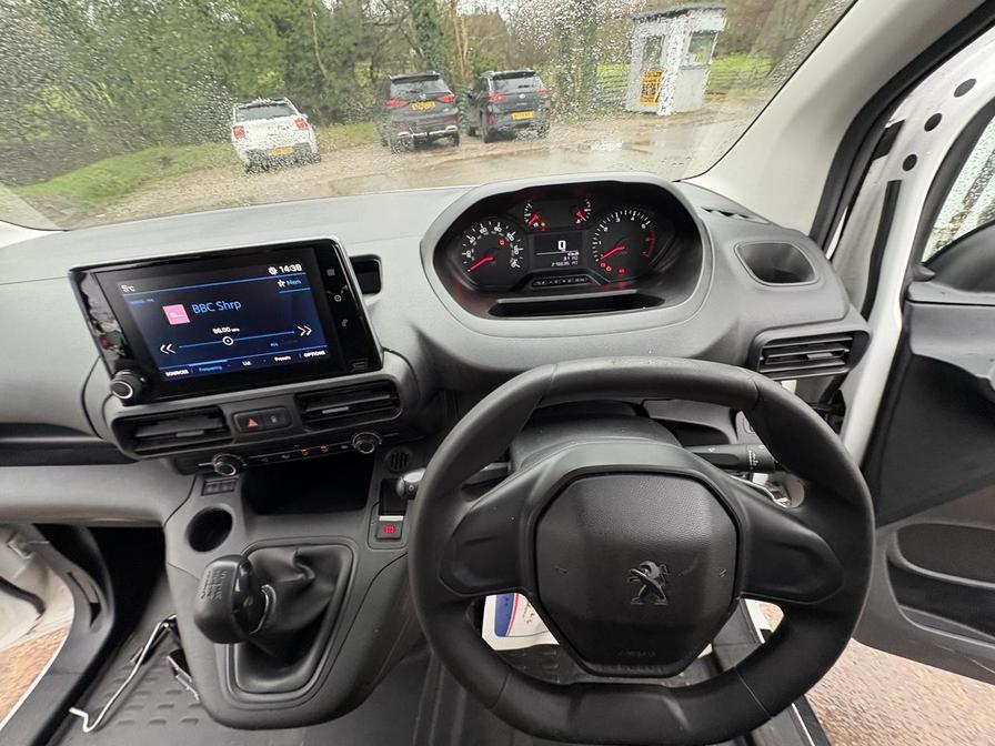 2020 Peugeot Partner – Model: Partner Professional L1 Blue HDi – SG20KFL