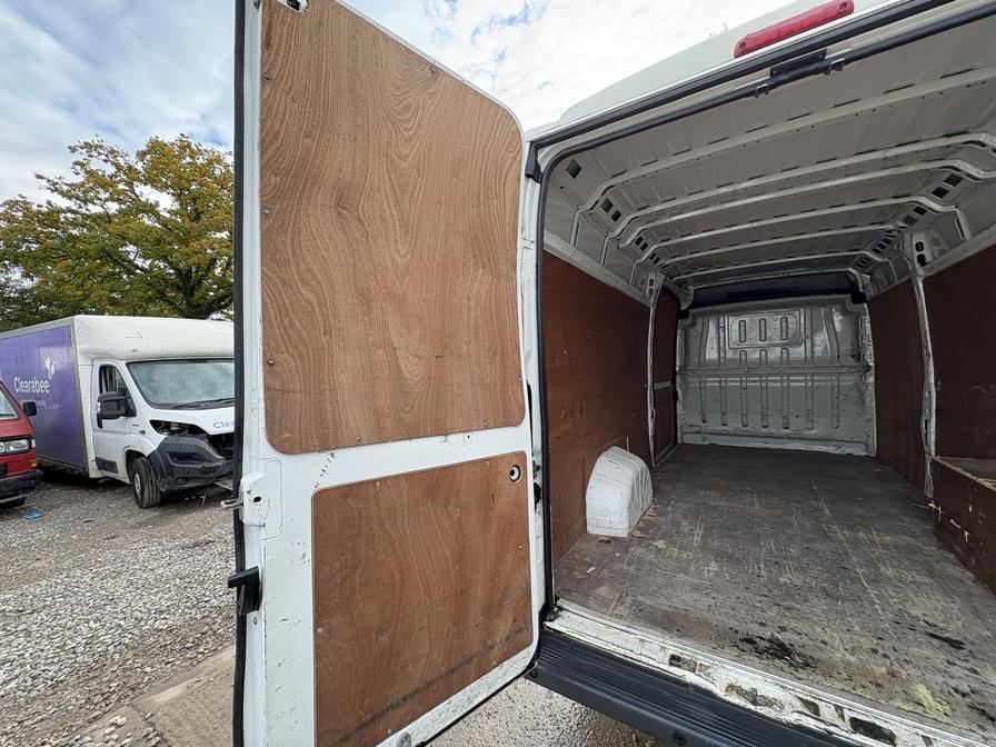 2017 Peugeot Boxer – Model: Boxer 435 Professional L4H2 Blue HDi – OY67EEX