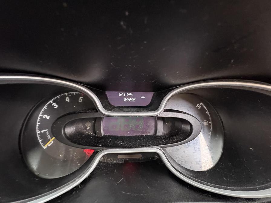 2014 Vauxhall Vivaro – Model: Vivaro  2700 Sportive CDTI – FP64WPW