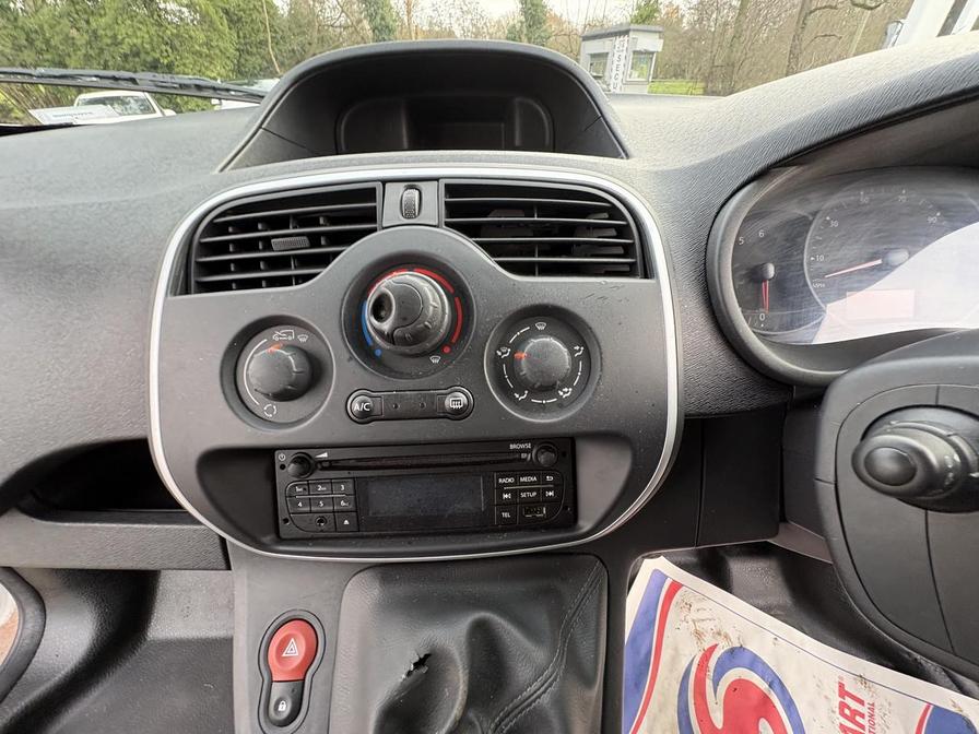 2017 Renault Kangoo Maxi – Model: Kangoo Maxi LL21 Business+ Energy dCi – FJ17EYG