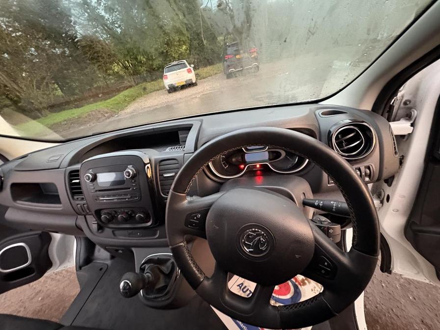2018 Vauxhall Vivaro – Model: Vivaro  2900 Sportive CDTi – DL18UYP
