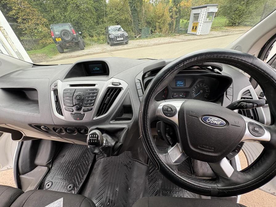 2015 Ford Transit Custom &#8211; Model: Transit Custom 270 Trend E-Tech &#8211; EX65HEV