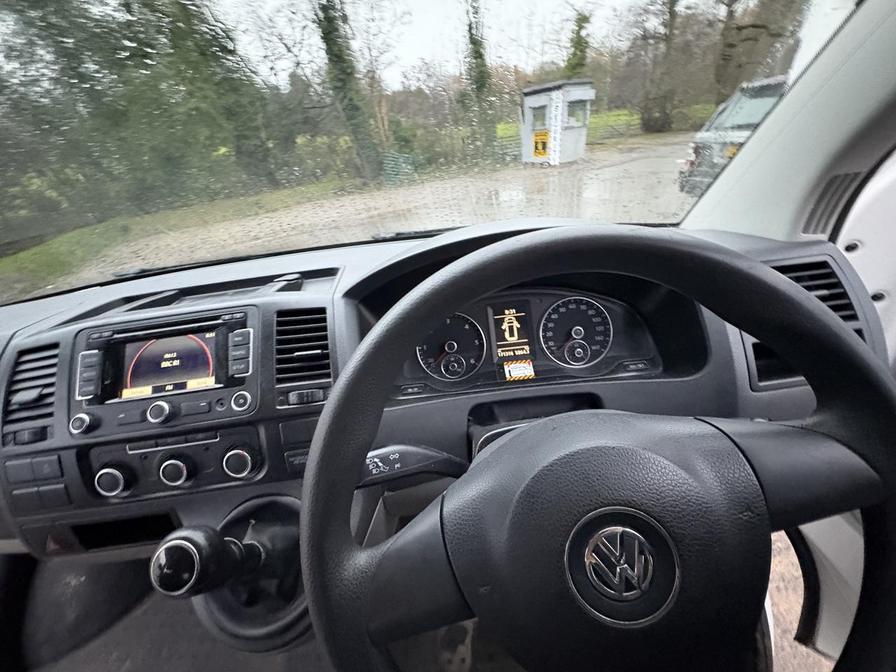 2015 Volkswagen Transporter – Model: Transporter T32 Startline TDI 4Motion – BV65VEB