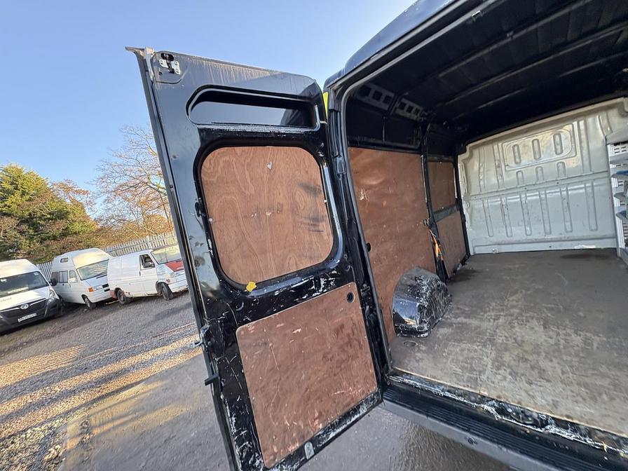 2021 Citroen Relay – Model: Relay 35 L2H2 Enterprise Blue HDi S/S – LA21KXC