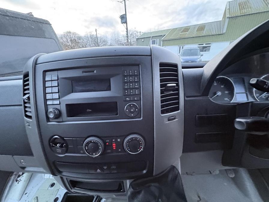 2015 Mercedes-Benz Sprinter – Model: Sprinter 316 CDI – HX64DHO