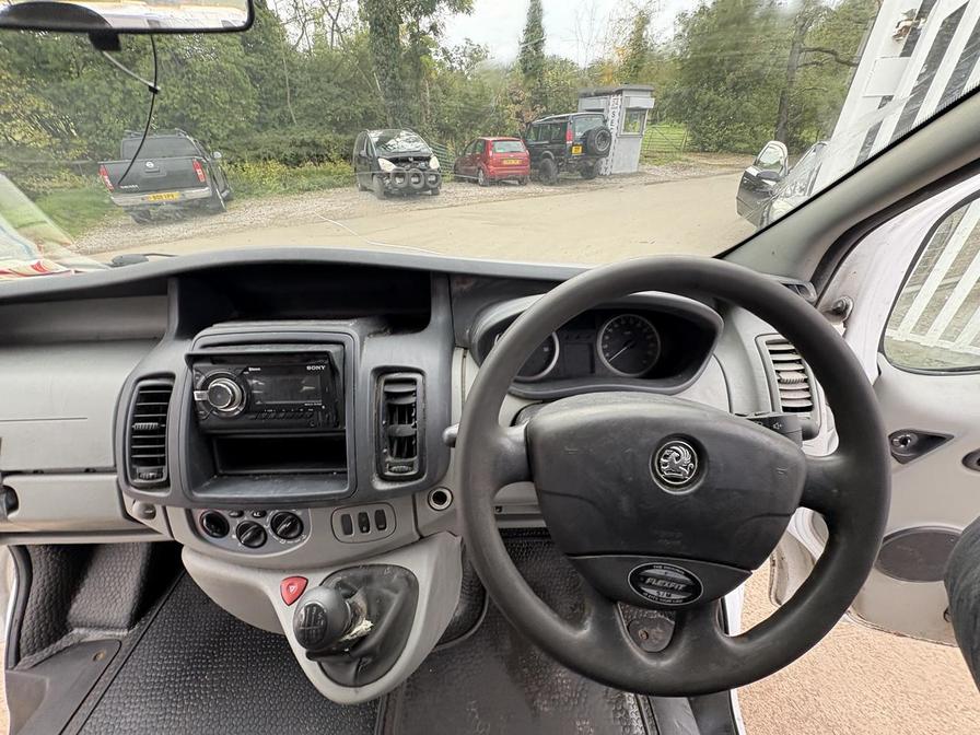 2011 Vauxhall Vivaro – Model: Vivaro  2900 CDTI SWB – YJ11FZT
