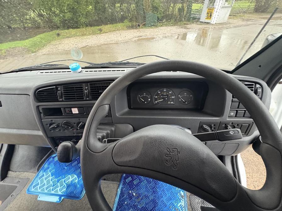 1996 Peugeot Boxer – Model: Boxer 320 MWB – N172GRV