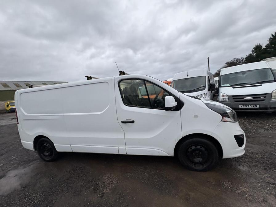 2018 Vauxhall Vivaro – Model: Vivaro  2900 Sportive CDTi – MV18BZM