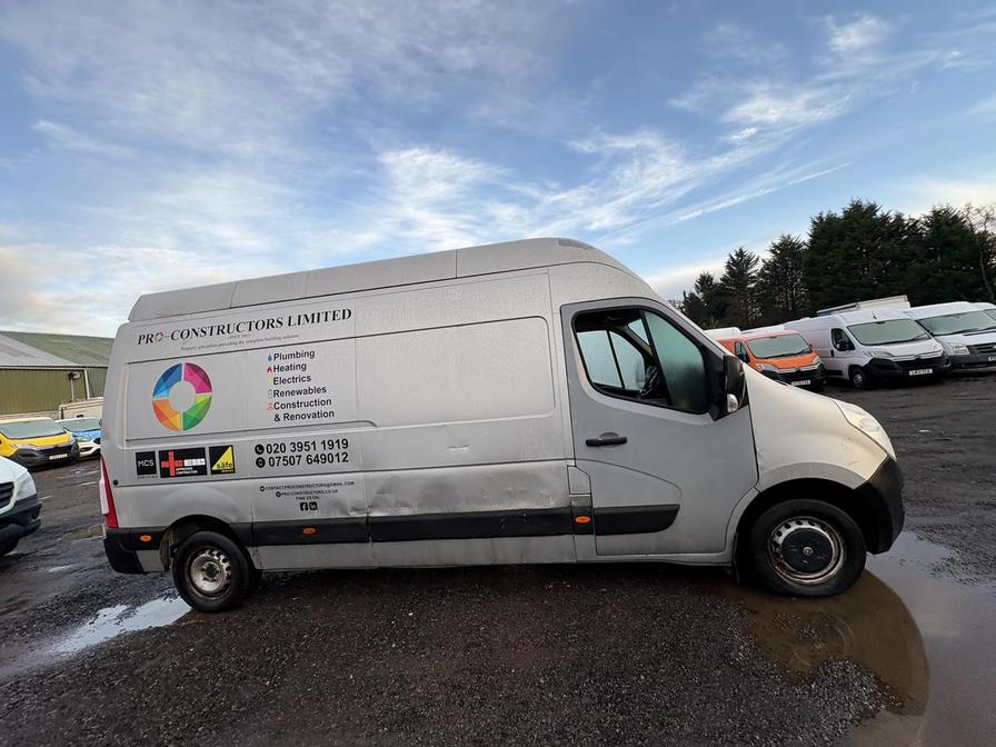 2017 Vauxhall Movano – Model: Movano L3H3 F3500 CDTi Bi-T – HS17EZM