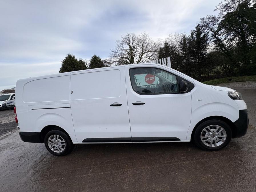 2021 Vauxhall Vivaro – Model: Vivaro 2900 Dynamic S/S – DL21ZUD
