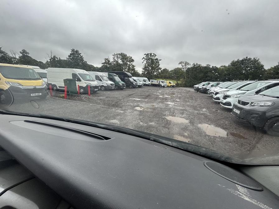 2008 Renault Trafic – Model: Trafic LL29 DCI 115 – FV08KGU