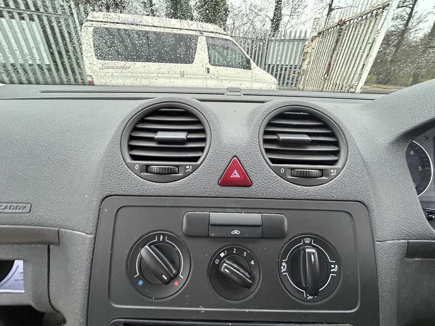 2014 Volkswagen Caddy – Model: Caddy C20 Startline TDI BlueMotion Technology – VN64KJV