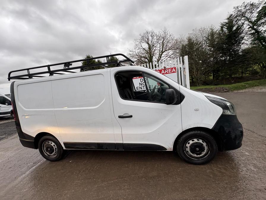 2016 Vauxhall Vivaro – Model: Vivaro  2700 CDTI – DT65UMD
