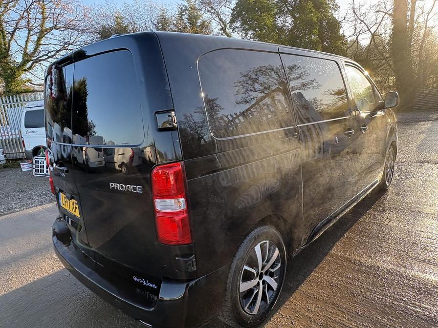 2017 Toyota Proace – Model: Proace Comfort TSS – B13KDR/LP17XFW