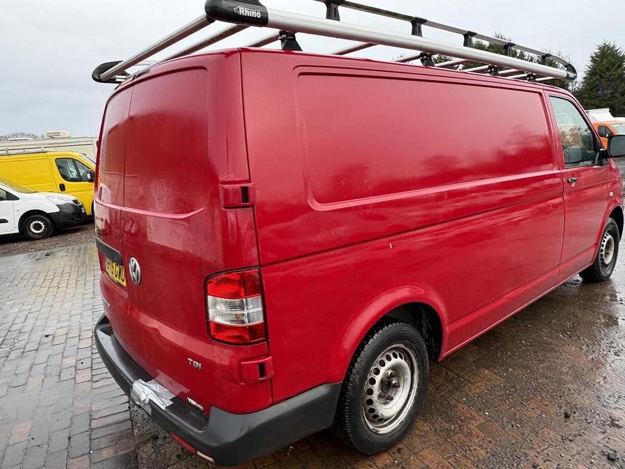 2015 Volkswagen Transporter – Model: Transporter T28 StartLine TDI – GY15GWU