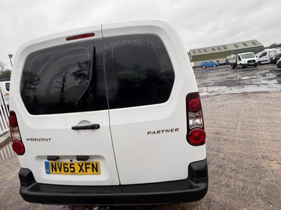 2016 Peugeot Partner – Model: Partner CRC HDi – NV65XFN