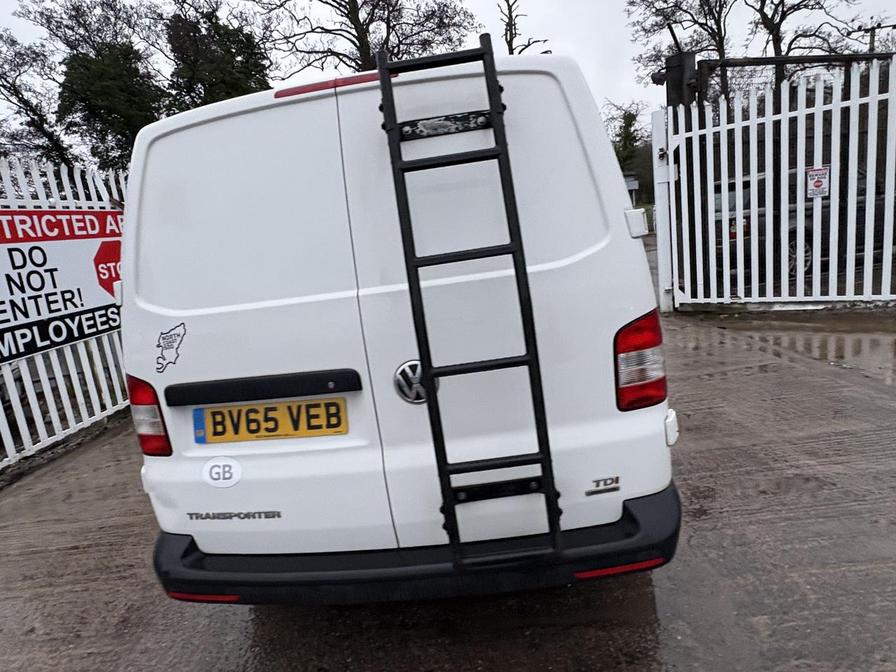2015 Volkswagen Transporter – Model: Transporter T32 Startline TDI 4Motion – BV65VEB