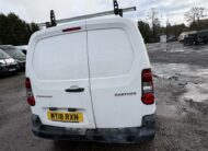 2018 Peugeot Partner – Model: Partner SE L1 Blue HDi – MT18RXN