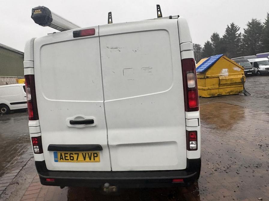 2017 Renault Trafic – Model: Trafic LL29 Sport Nav Energy dCi – AE67VVP