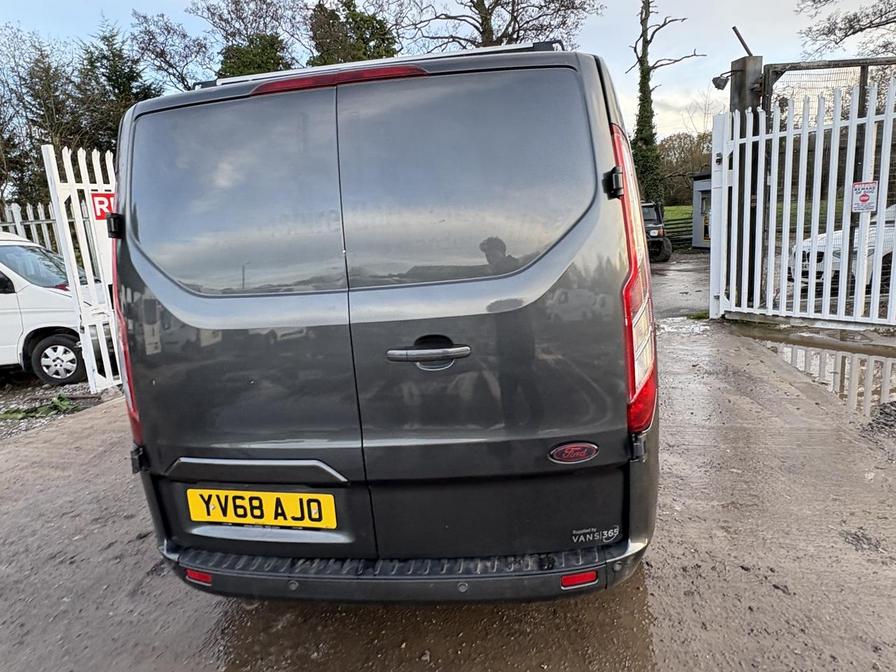 2018 Ford Transit Custom – Model: Transit Custom 300 Limited – P13HFE /YV68AJO