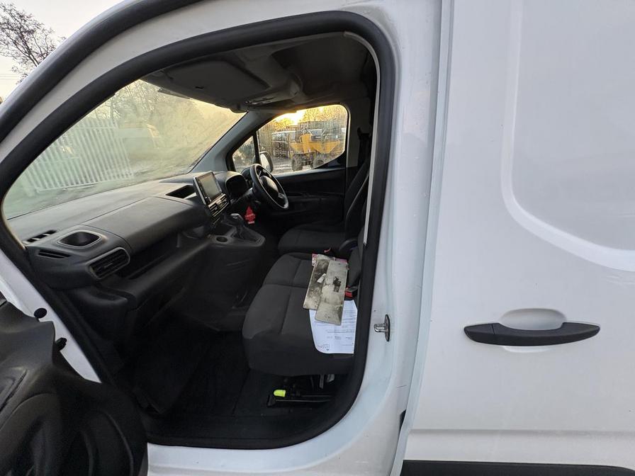 2020 Citroen Berlingo – Model: Berlingo 650 Enterprise Blue HDi S/S – V4JBK/LC70AHN