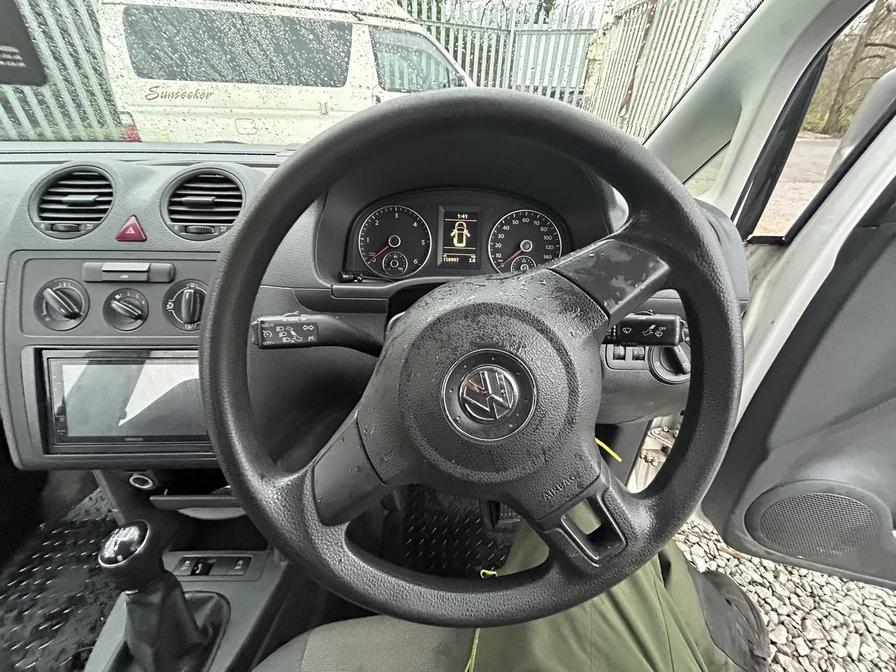 2014 Volkswagen Caddy – Model: Caddy C20 Startline TDI BlueMotion Technology – VN64KJV