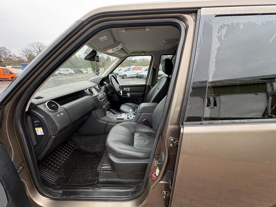 2011 Land Rover Discovery – Model: Discovery SDV6 Auto 255 – WR61LVV/V2MOF