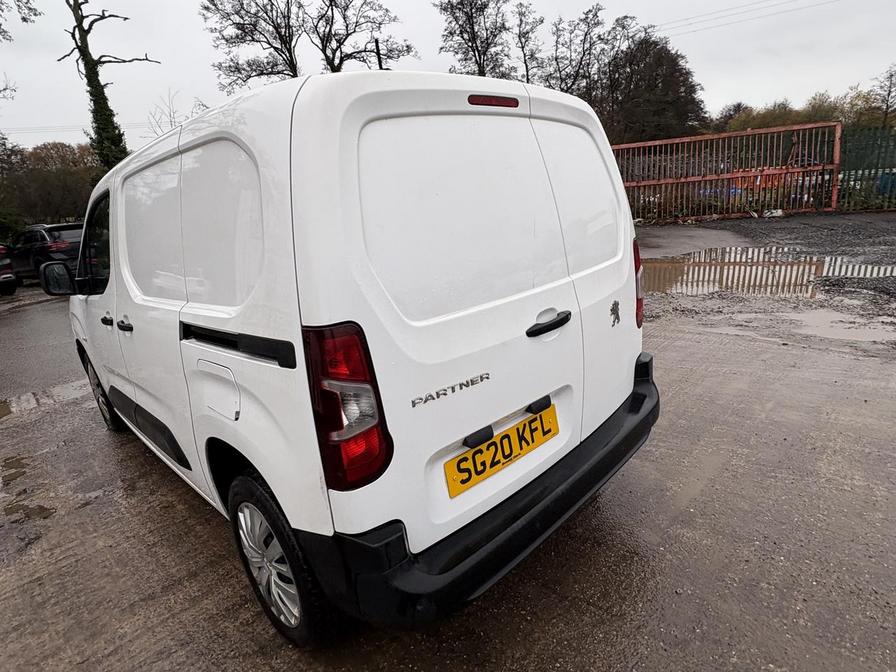 2020 Peugeot Partner – Model: Partner Professional L1 Blue HDi – SG20KFL