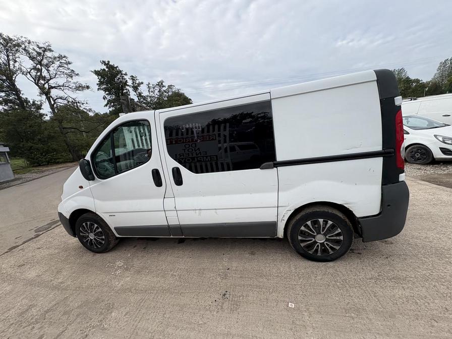 2011 Vauxhall Vivaro – Model: Vivaro  2900 CDTI SWB – YJ11FZT