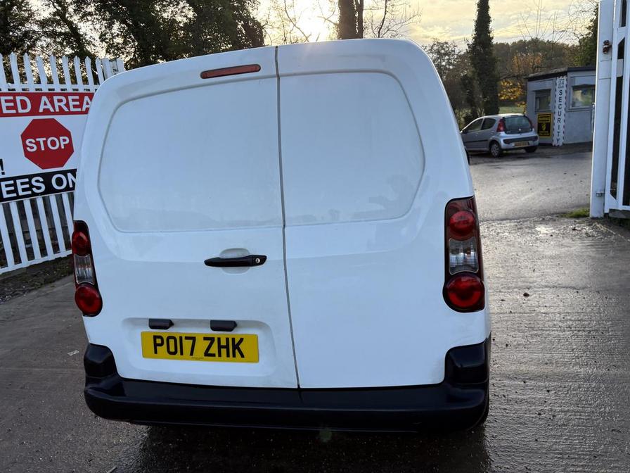 2017 Citroen Berlingo – Model: Berlingo 625 LX Blue HDi – PO17ZHK
