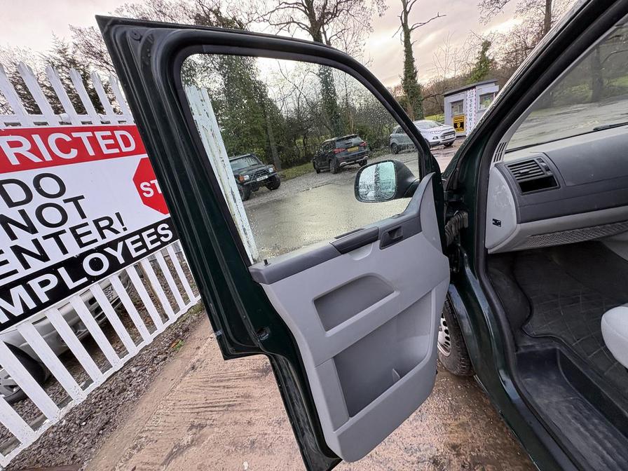 2015 Volkswagen Transporter – Model: Transporter T30 Startline TDI Auto – RJ15MXX