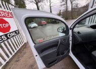 2017 Renault Kangoo Maxi – Model: Kangoo Maxi LL21 Business+ Energy dCi – FJ17EYG