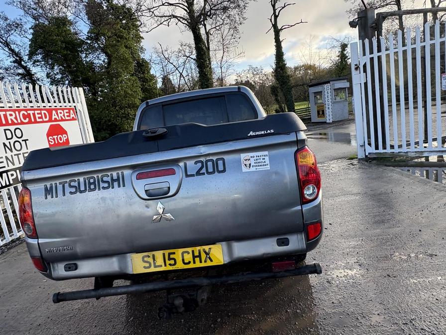 2015 Mitsubishi L200 – Model: L200 Challenger LWB Double Cab DI-D 4×4 – SL15CHX