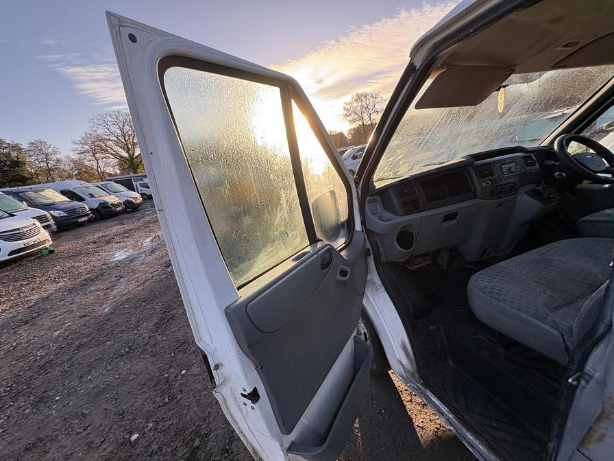 2010 Ford Transit – Model: Transit 85 T280 SWB Double Cab FWD – BJ10JWO