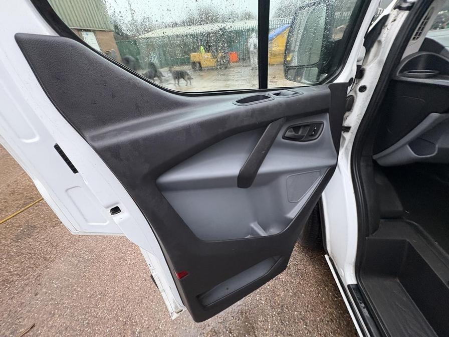 2018 Ford Transit Custom – Model: Transit Custom 270 – WN18NYV