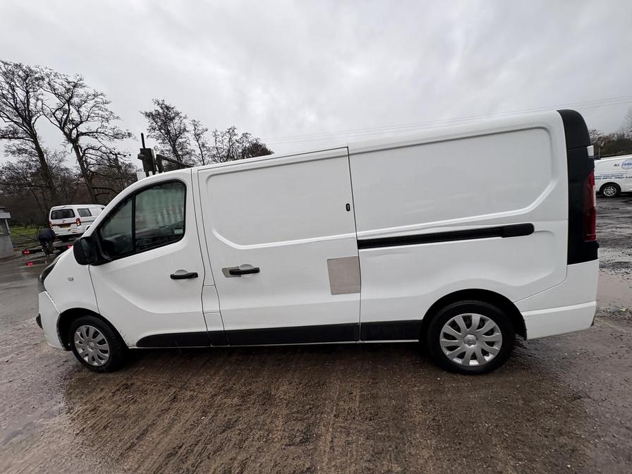 2018 Vauxhall Vivaro – Model: Vivaro  2900 Sportive CDTi – DY68XLU
