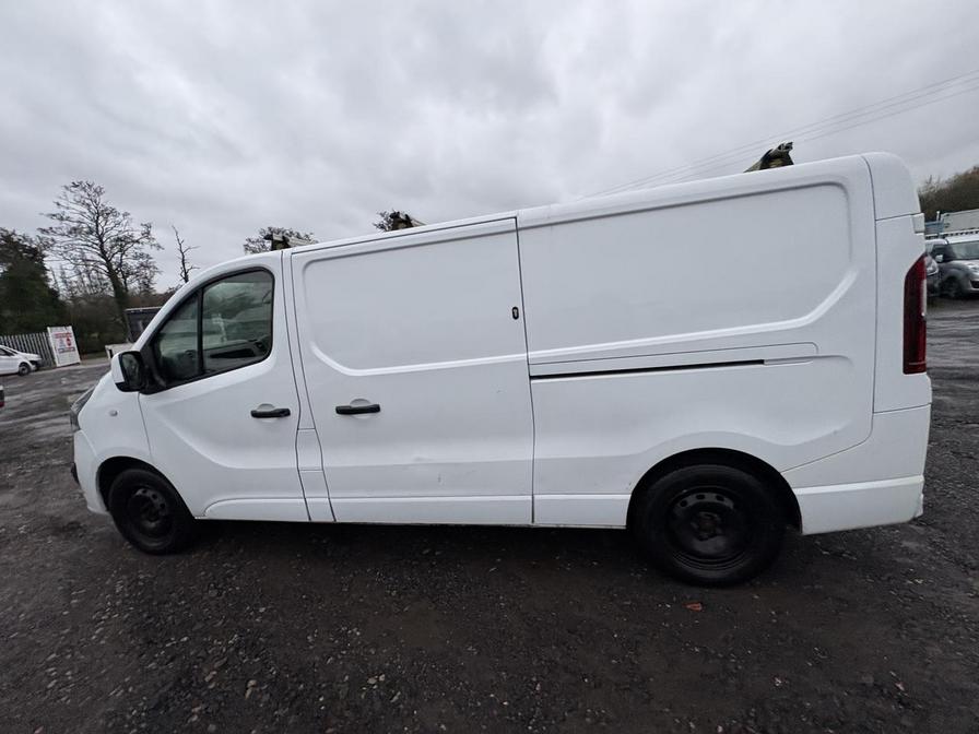 2018 Vauxhall Vivaro – Model: Vivaro  2900 Sportive CDTi – MV18BZM