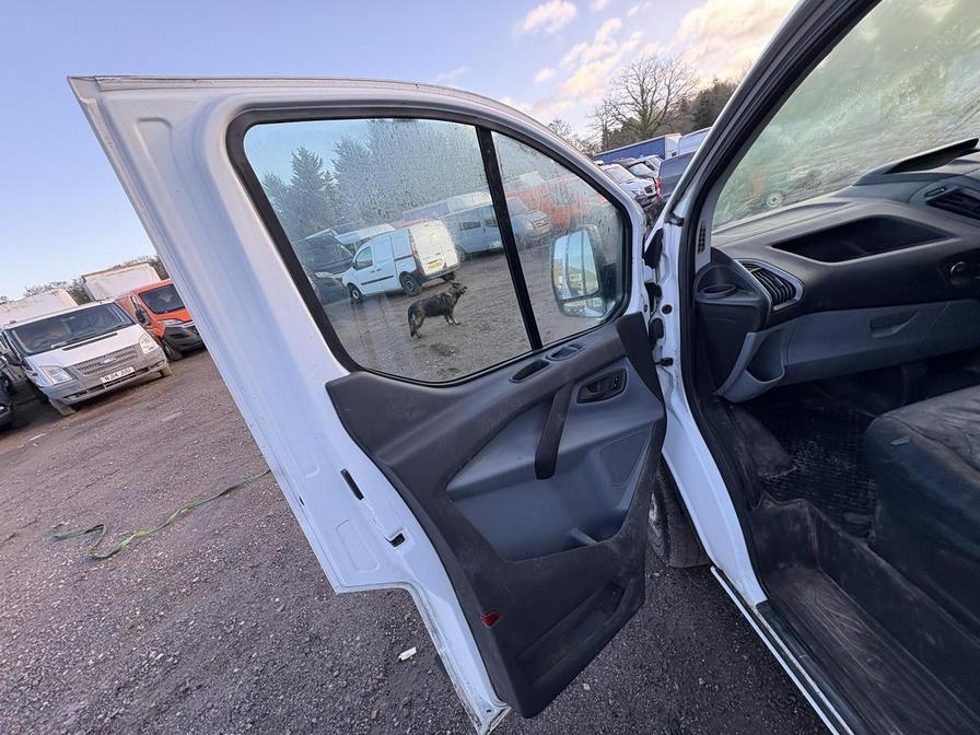 2017 Ford Transit Custom – Model: Transit Custom 290 – BN17VKM