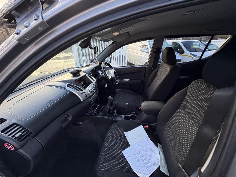 2015 Mitsubishi L200 – Model: L200 Challenger LWB Double Cab DI-D 4×4 – SL15CHX