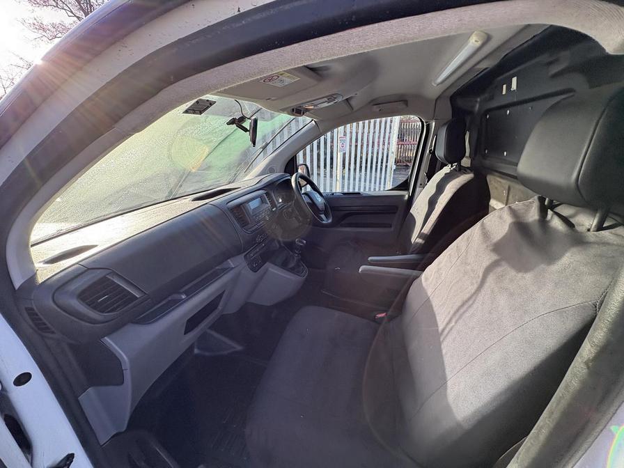 2019 Vauxhall Vivaro – Model: Vivaro 2900 Edition S/S – FL69XCB